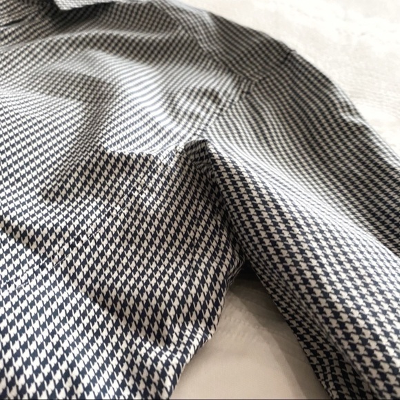 Z ZEGNA BLACK & WHITE HOUNDSTOOTH DROP & FIT BUTTON FRONT BLOUSE - 37 (14) - Picture 7 of 10